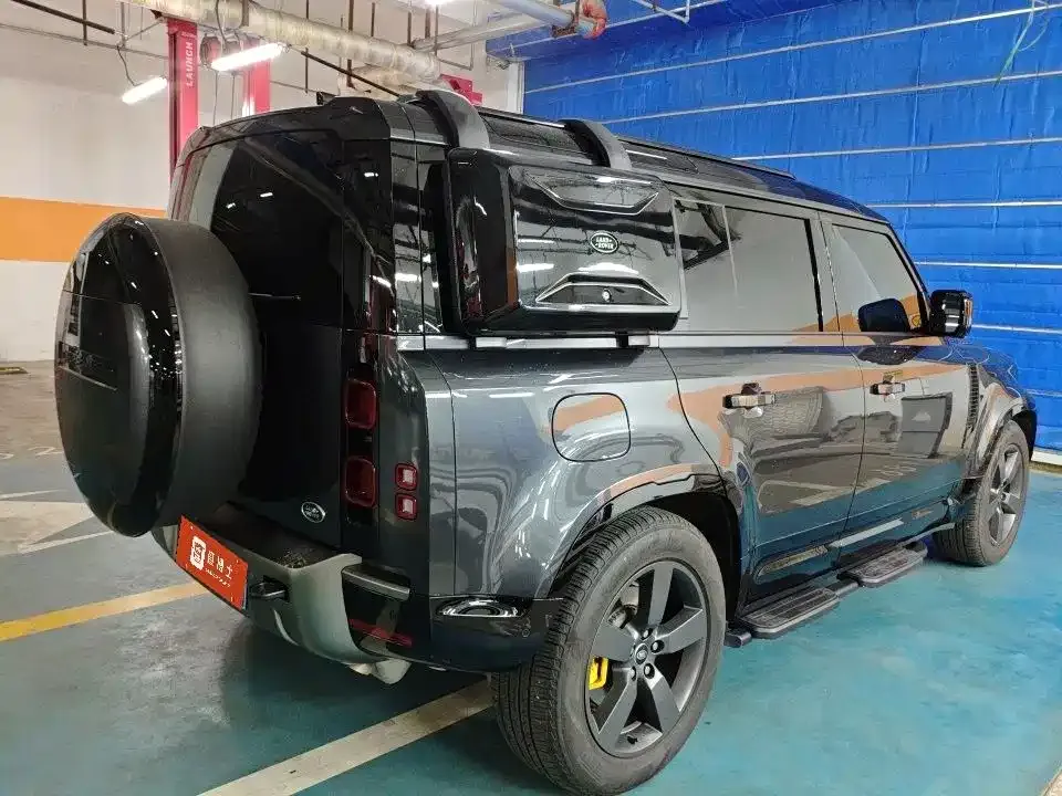 Land Rover Defender — фото 3