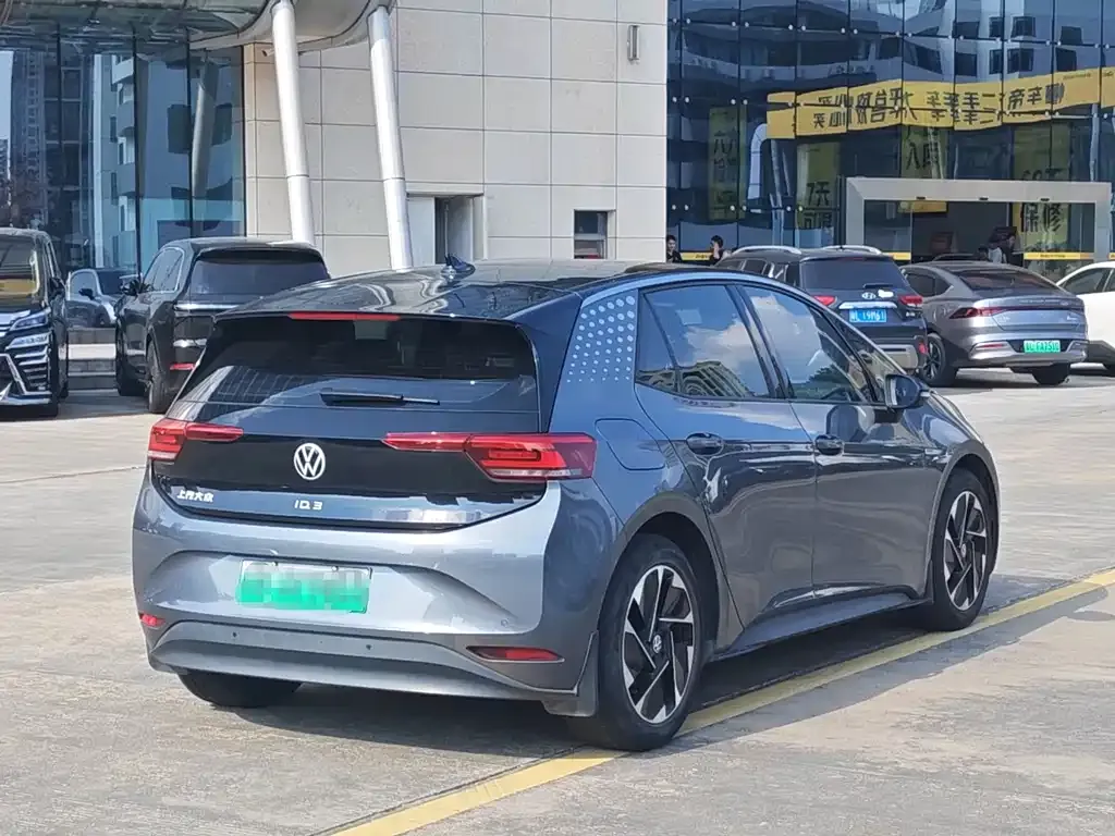 Volkswagen ID.3 — фото 2