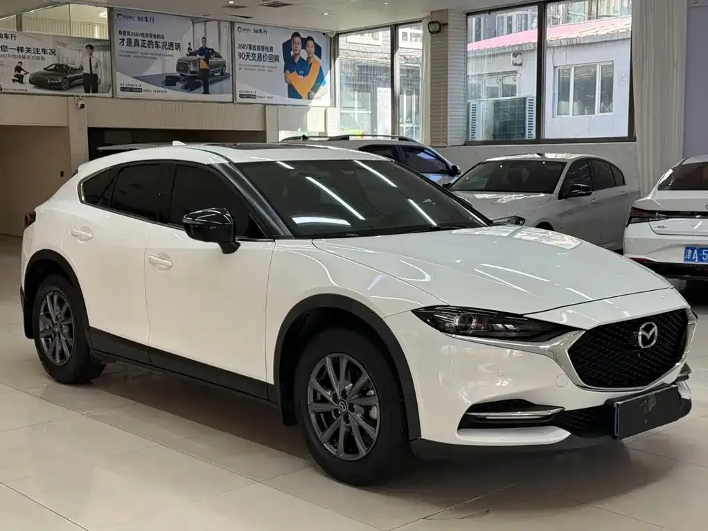 Mazda CX-4 — фото 9