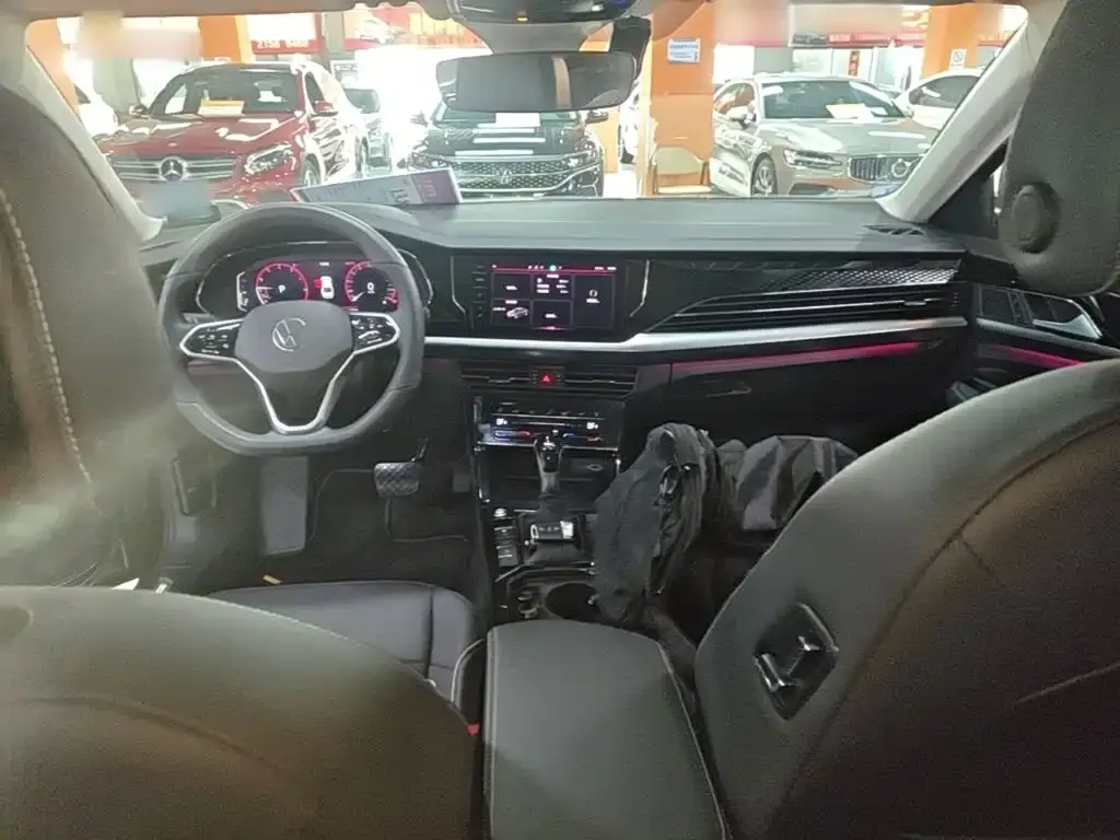 Volkswagen Passat — фото 8