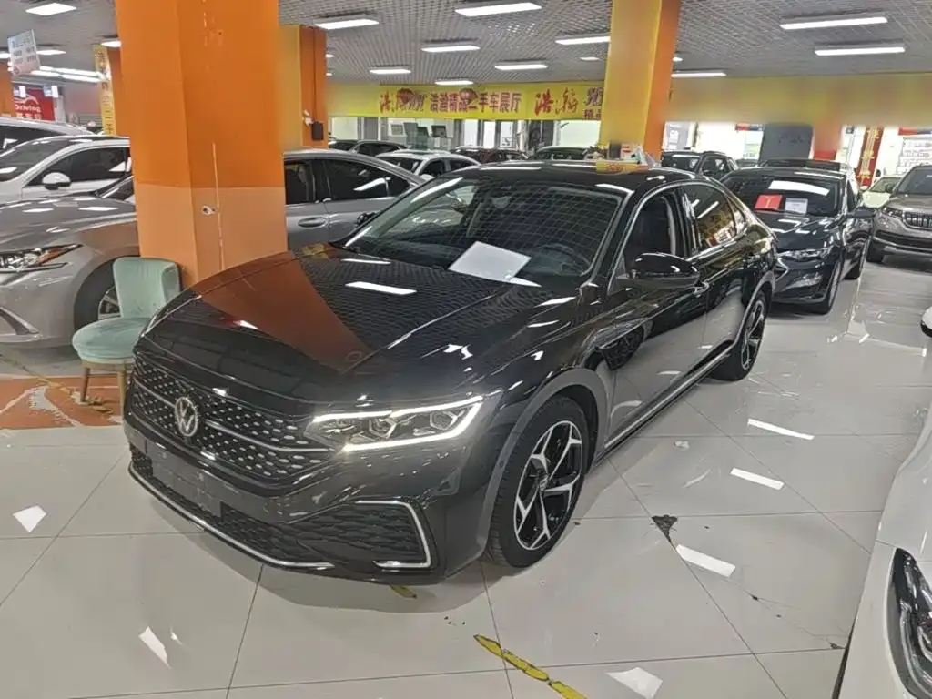 Volkswagen Passat — фото 9