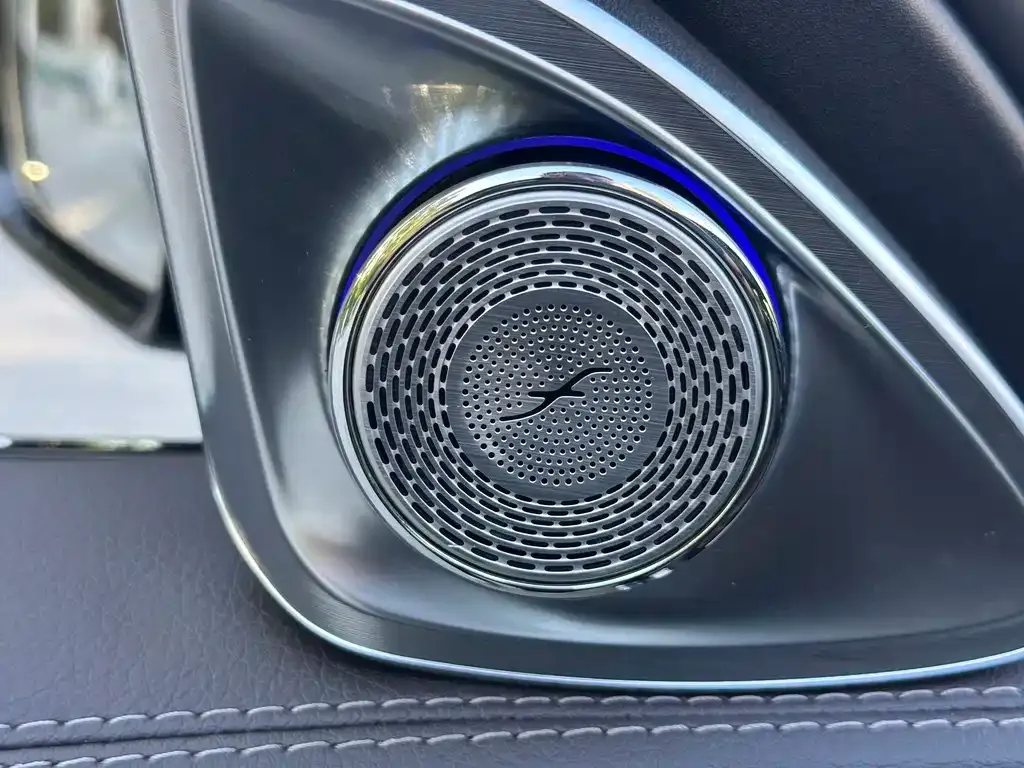 Mercedes-Benz E-Class New Energy — фото 3