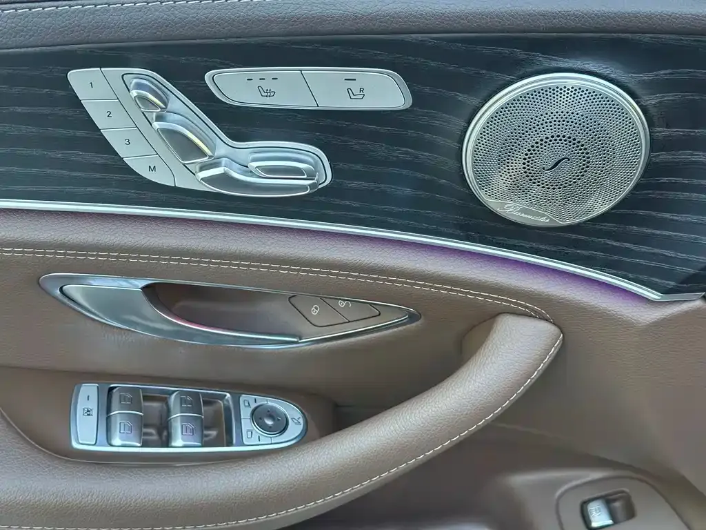 Mercedes-Benz E-Class New Energy — фото 5