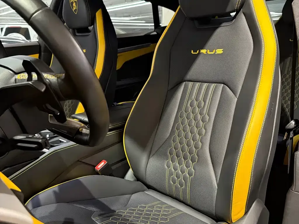 Lamborghini Urus — фото 3