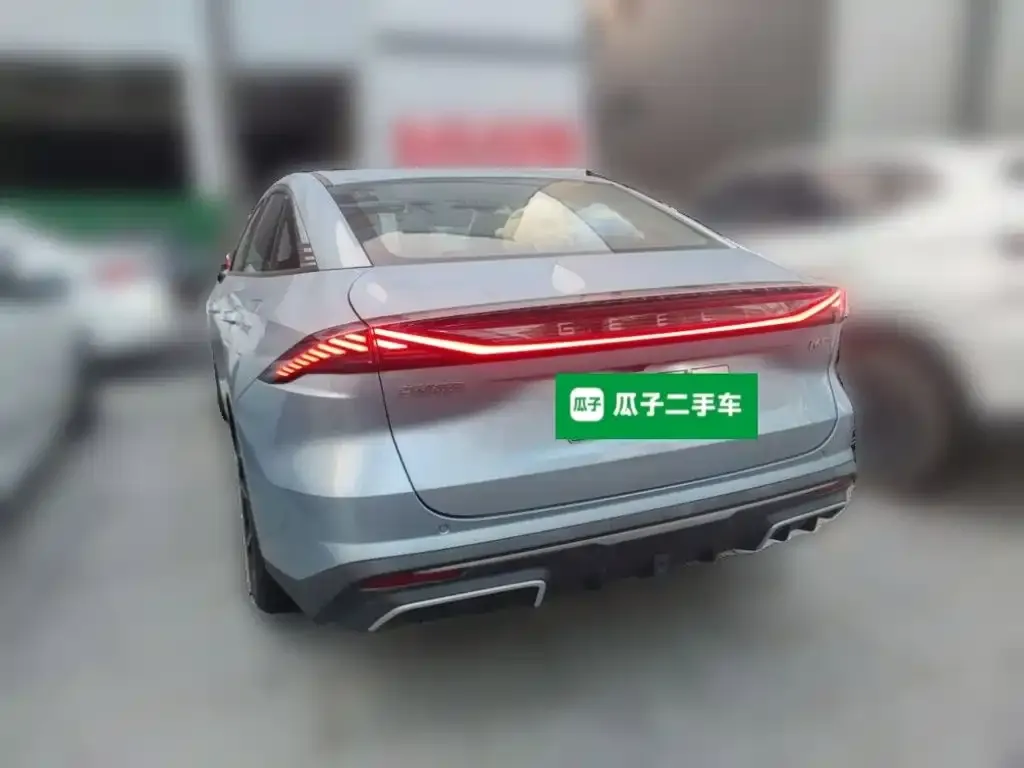 Geely Galaxy L6 — фото 3