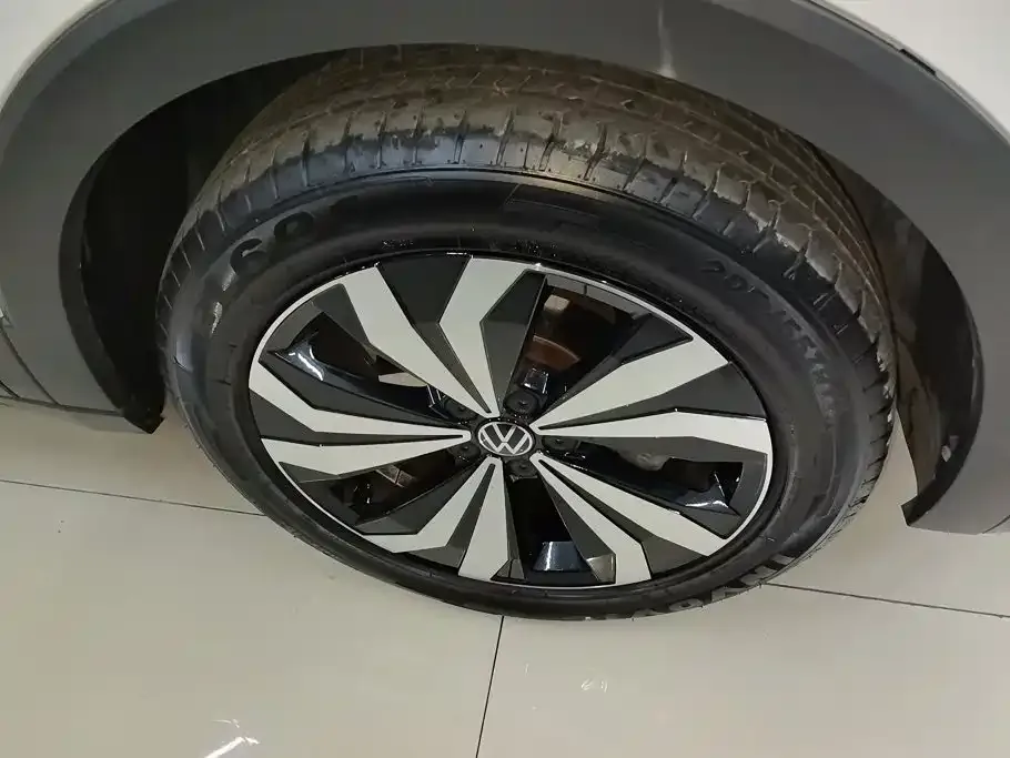 Volkswagen Tharu — фото 5