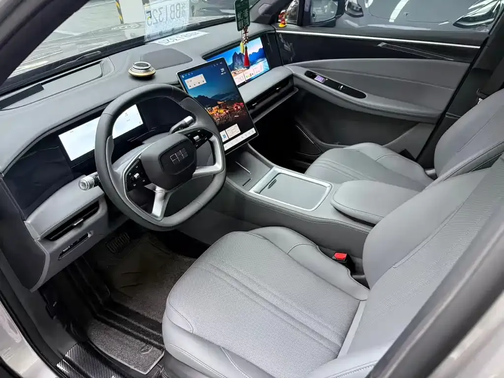 Geely Galaxy L7 — фото 4