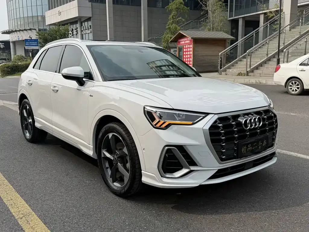 Audi Q3 — фото 5