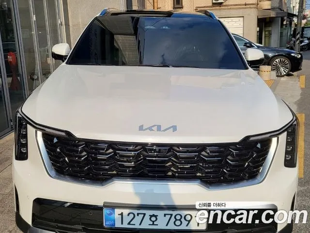 Kia Sorento — фото 6