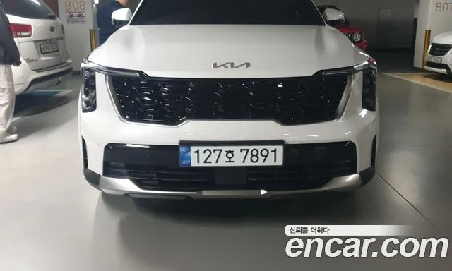 Kia Sorento — фото 7