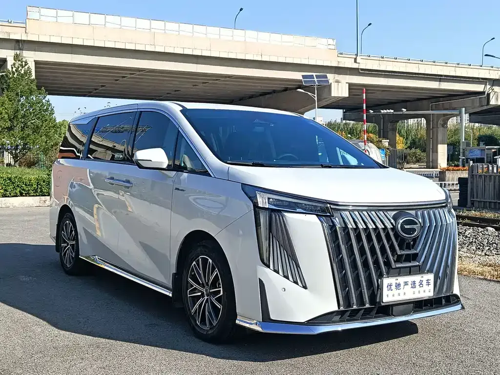GAC Motor Trumpchi M8 — фото 7