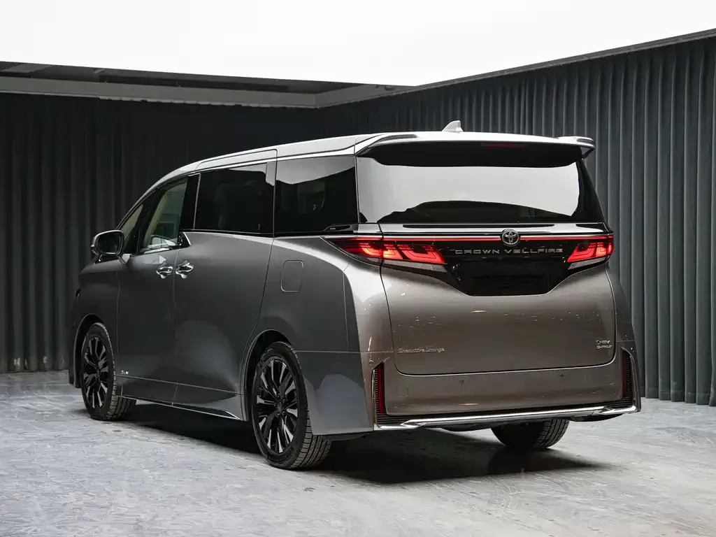 Toyota Vellfire — фото 6