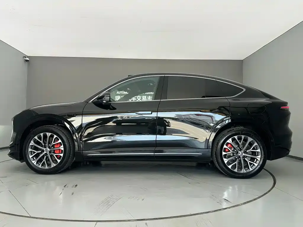 NIO EC6 — фото 4