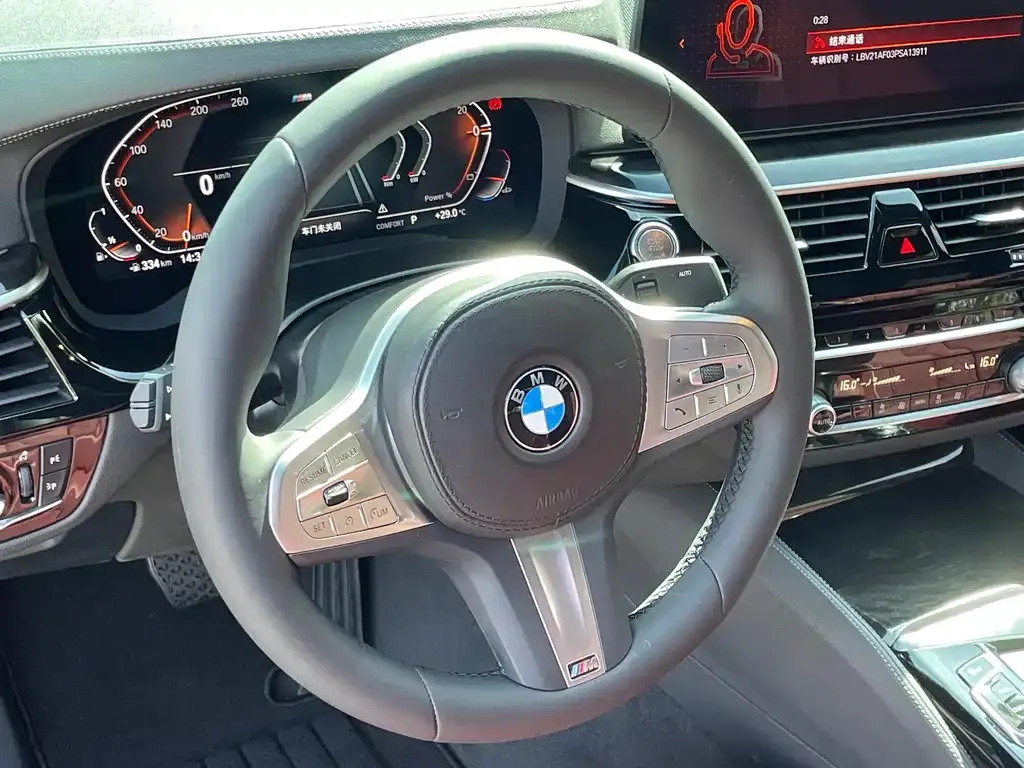 BMW 5 Series — фото 2
