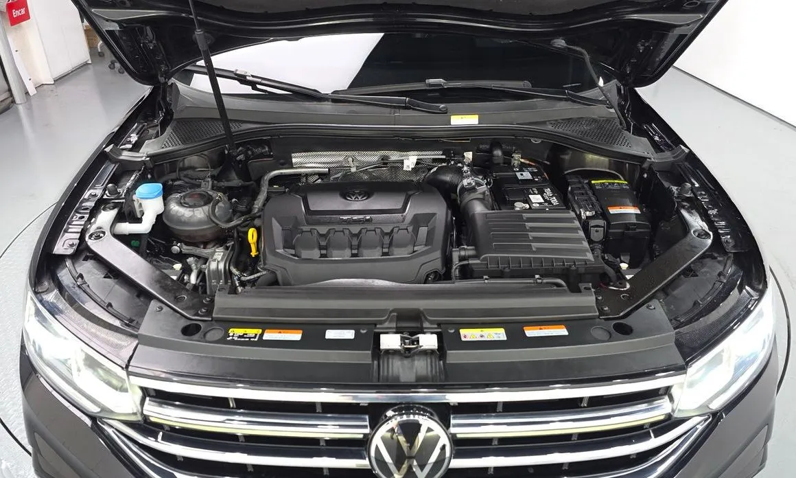 Volkswagen Tiguan — фото 9