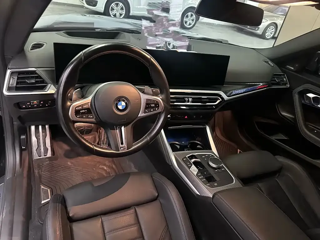 BMW M240i — фото 9