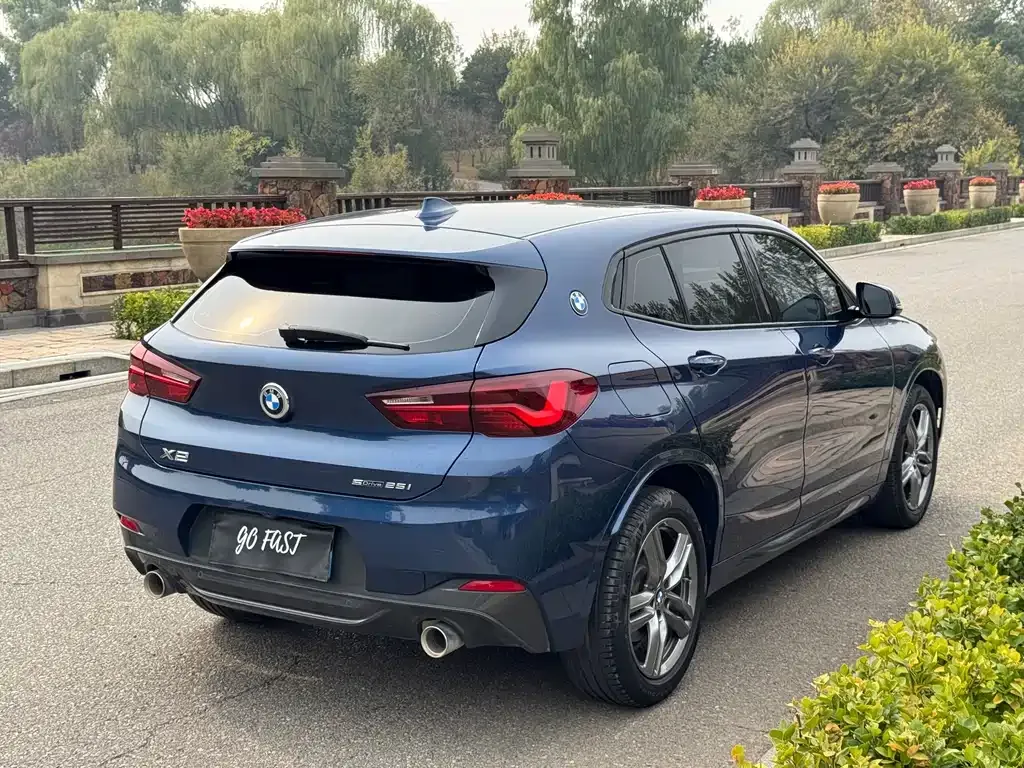 BMW X2 — фото 7