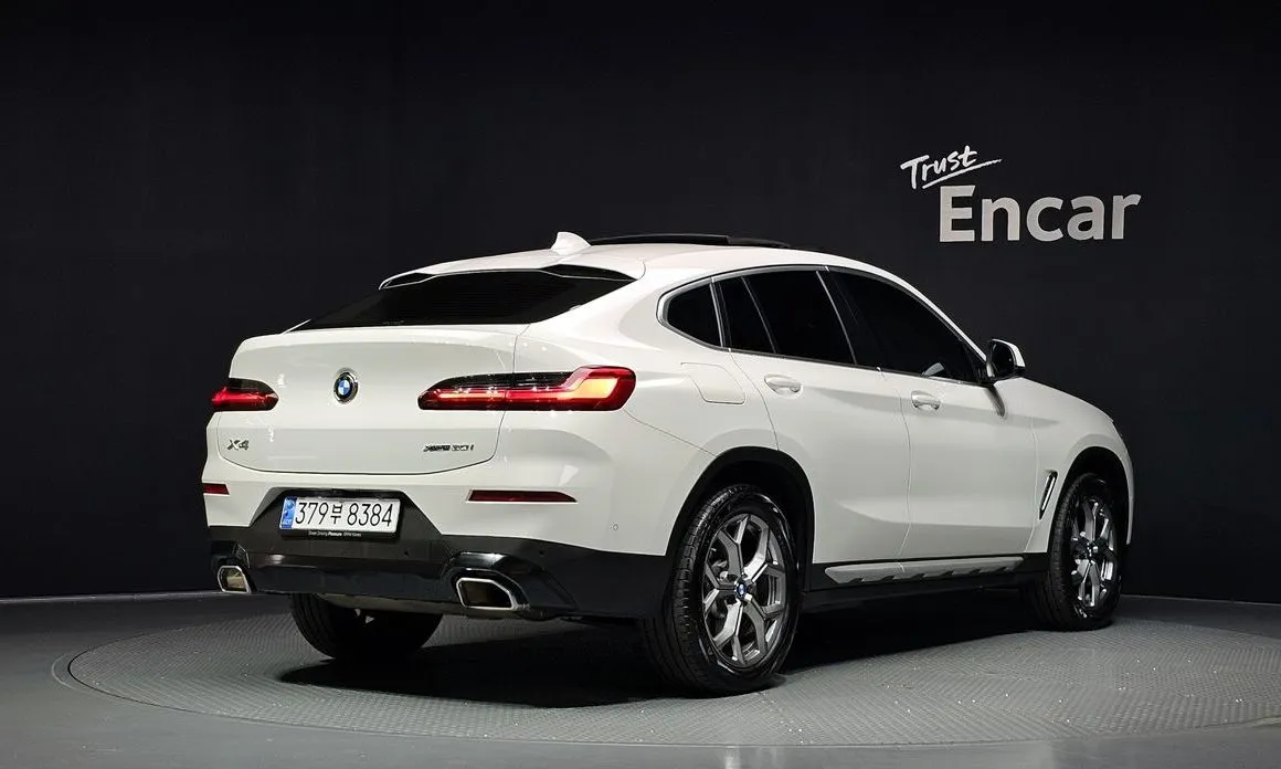 BMW X4 — фото 8