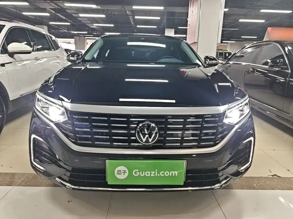 Volkswagen Passat PHEV — фото 8