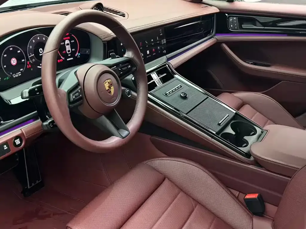 Porsche Panamera — фото 8