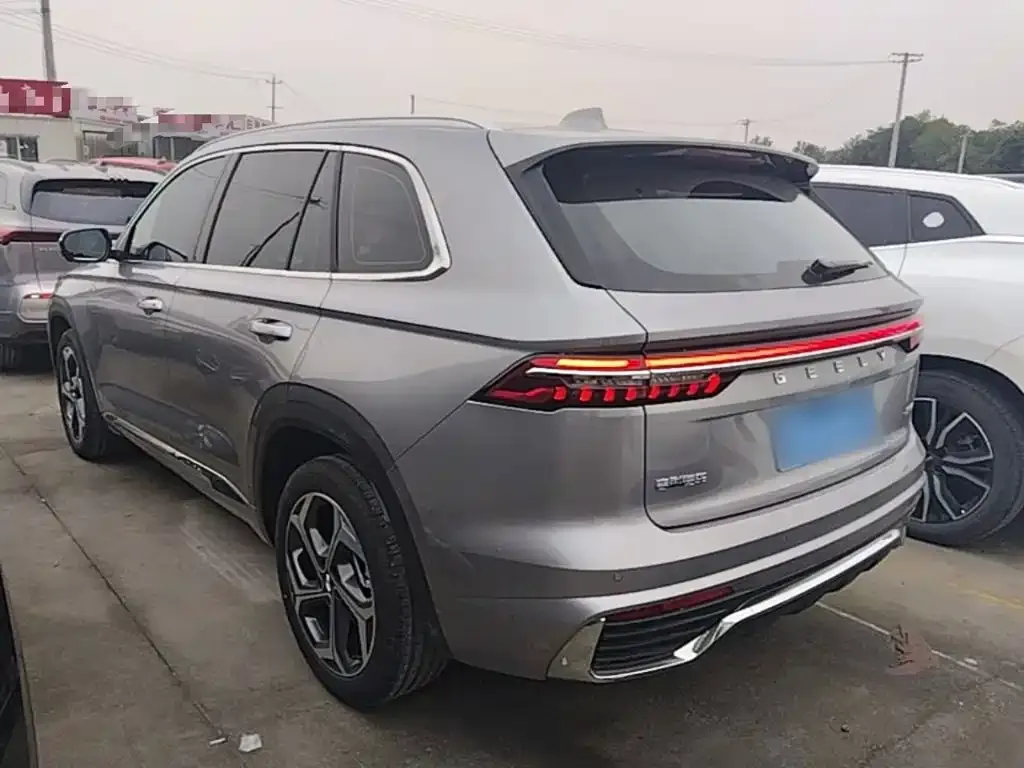 Geely Xingyue L — фото 6