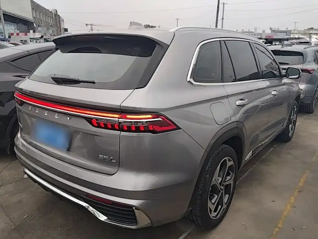 Geely Xingyue L — фото 8