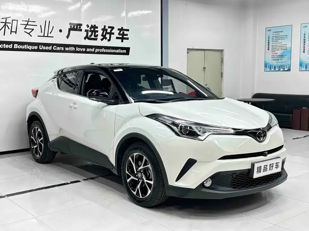 Toyota C-HR — фото 6