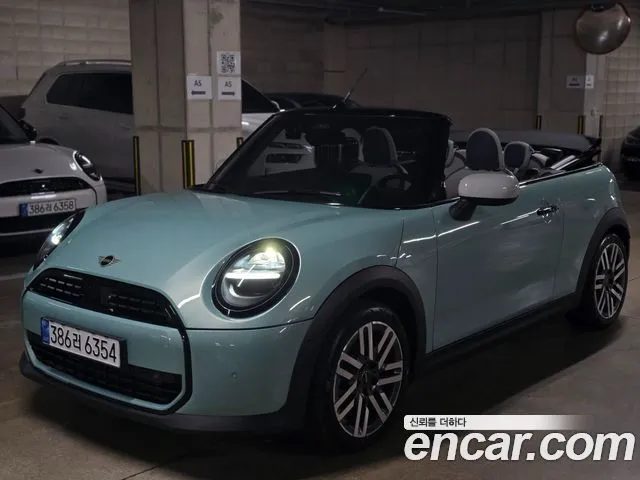 Mini Cooper Convertible — фото 1