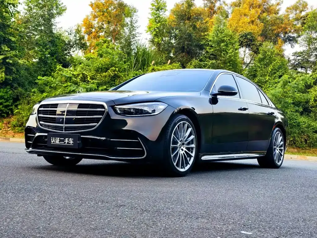 Mercedes-Benz S-Class — фото 1