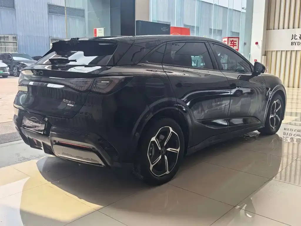 BYD Seal 06GT — фото 3