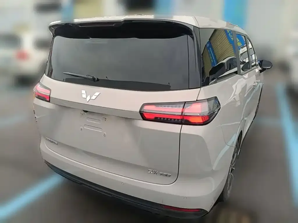 Wuling Xingguang 730 New Energy — фото 6