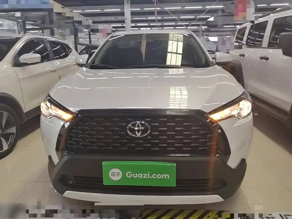 Toyota Corolla Cross — фото 2