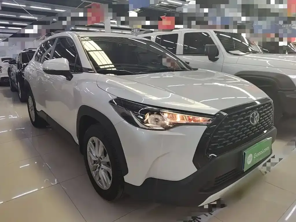 Toyota Corolla Cross — фото 9