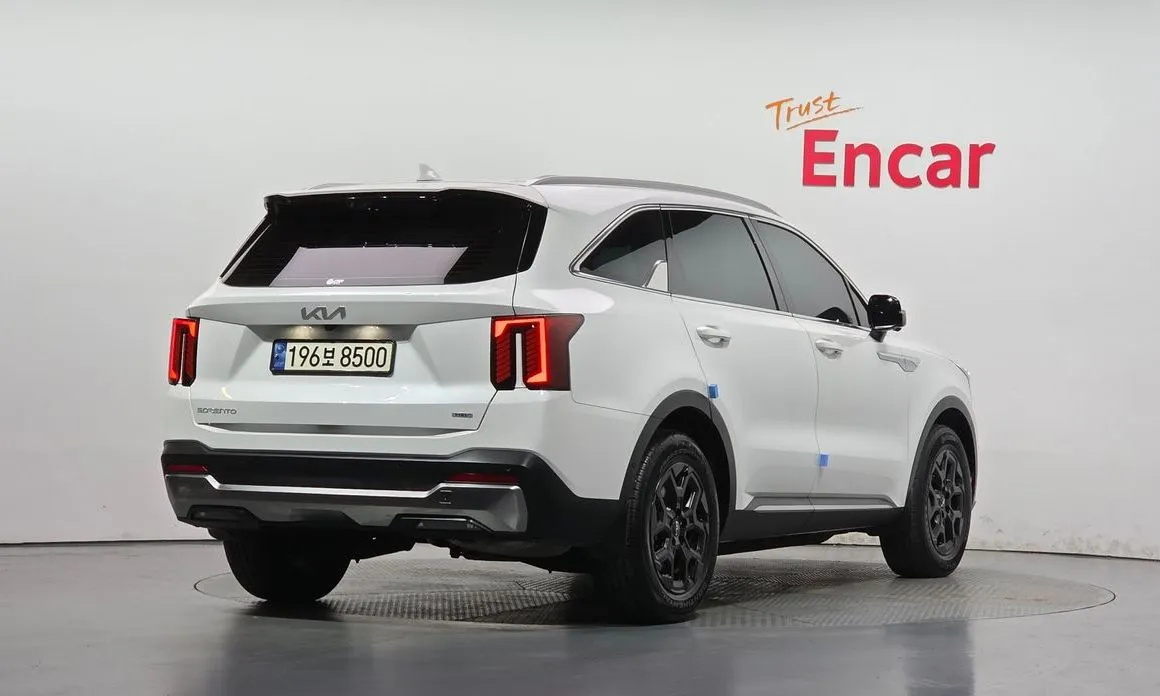 Kia Sorento — фото 6