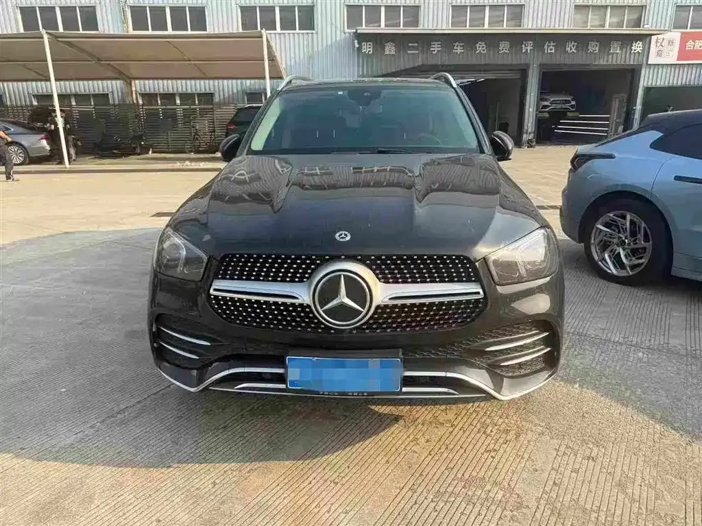 Mercedes-Benz GLE (Import) — фото 1