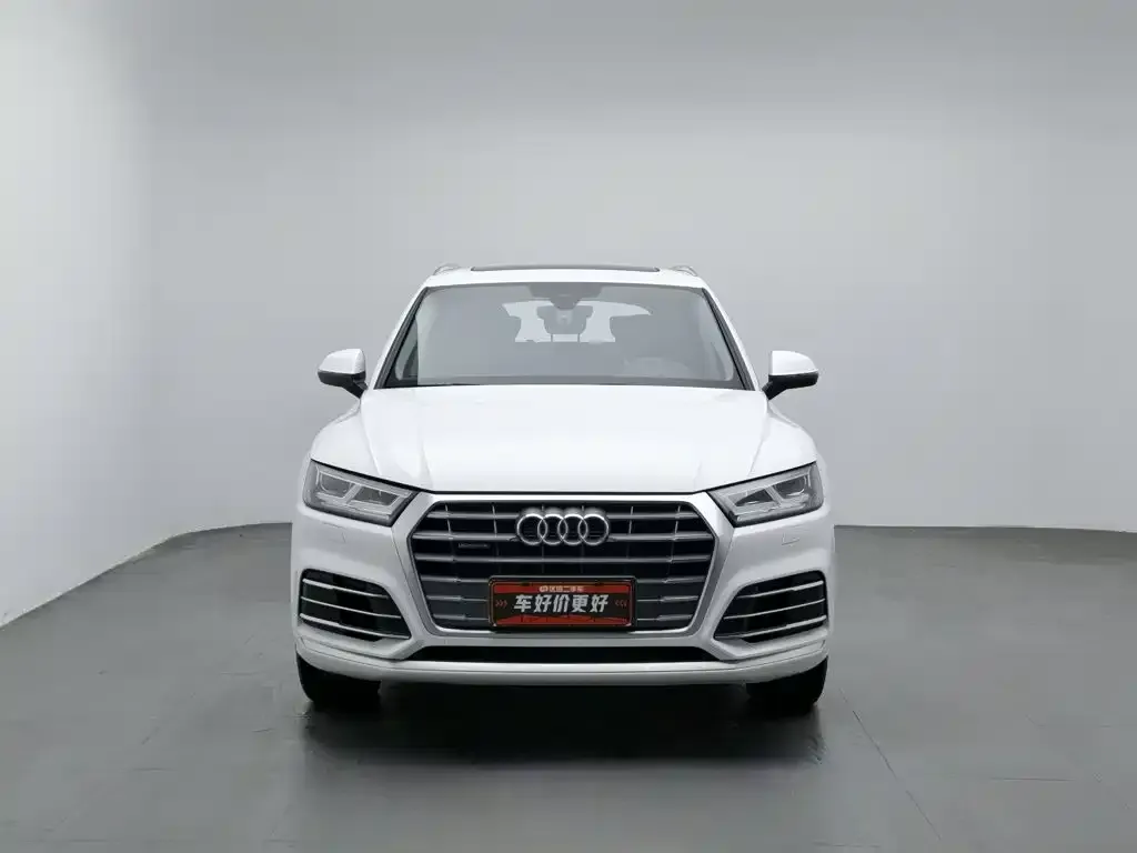 Audi Q5L — фото 3