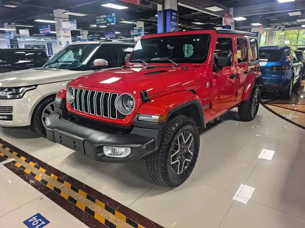 Jeep Wrangler — фото 1