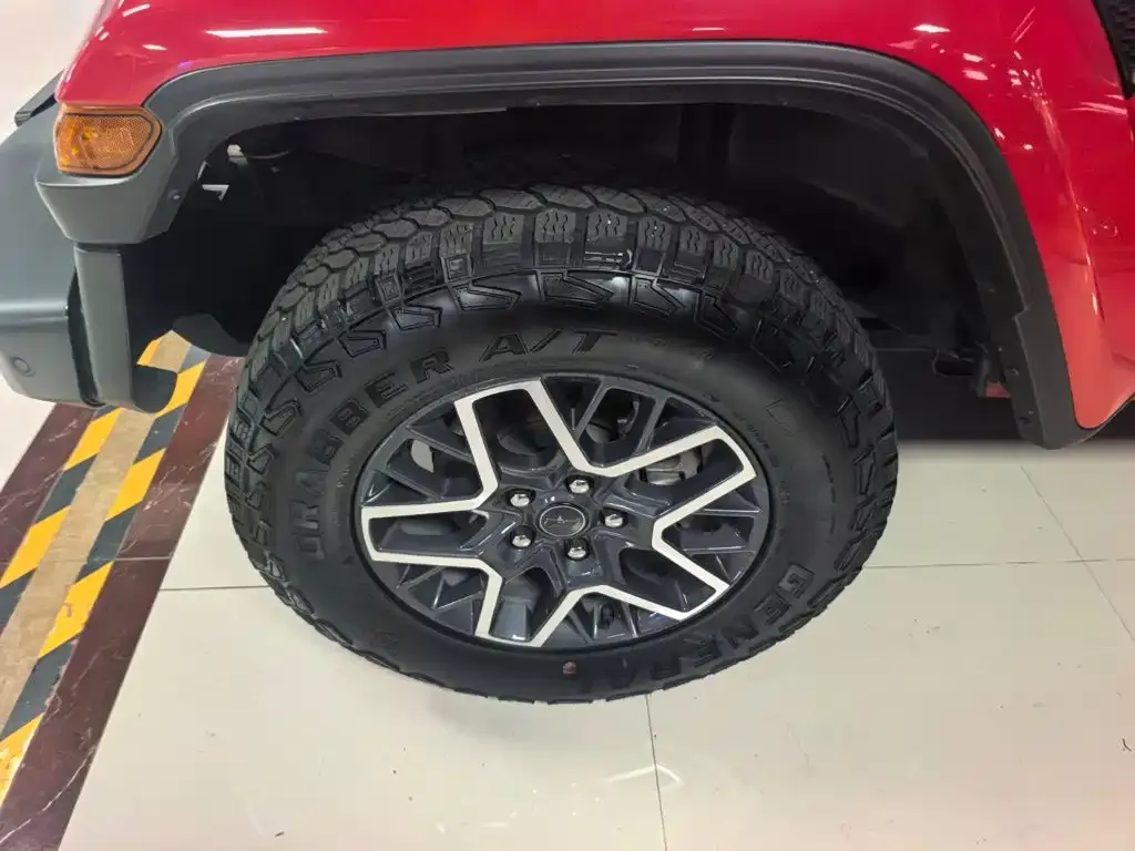 Jeep Wrangler — фото 4