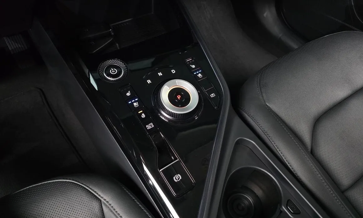 Kia Niro — фото 9