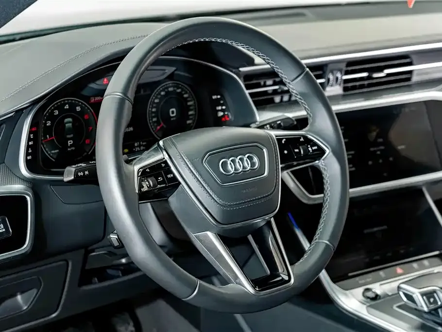Audi A6L — фото 4