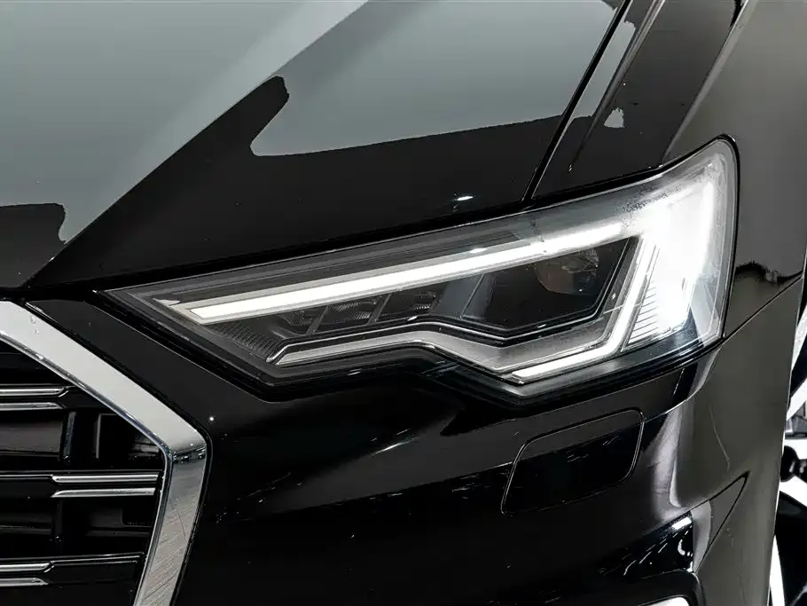 Audi A6L — фото 3