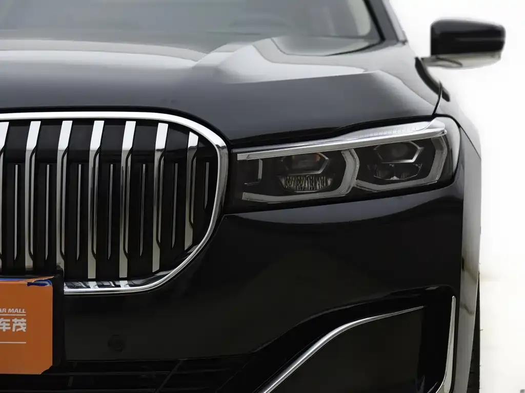 BMW 7 Series — фото 3