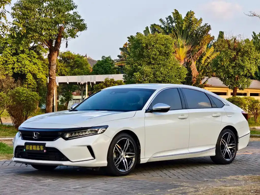 Honda Inspire — фото 1