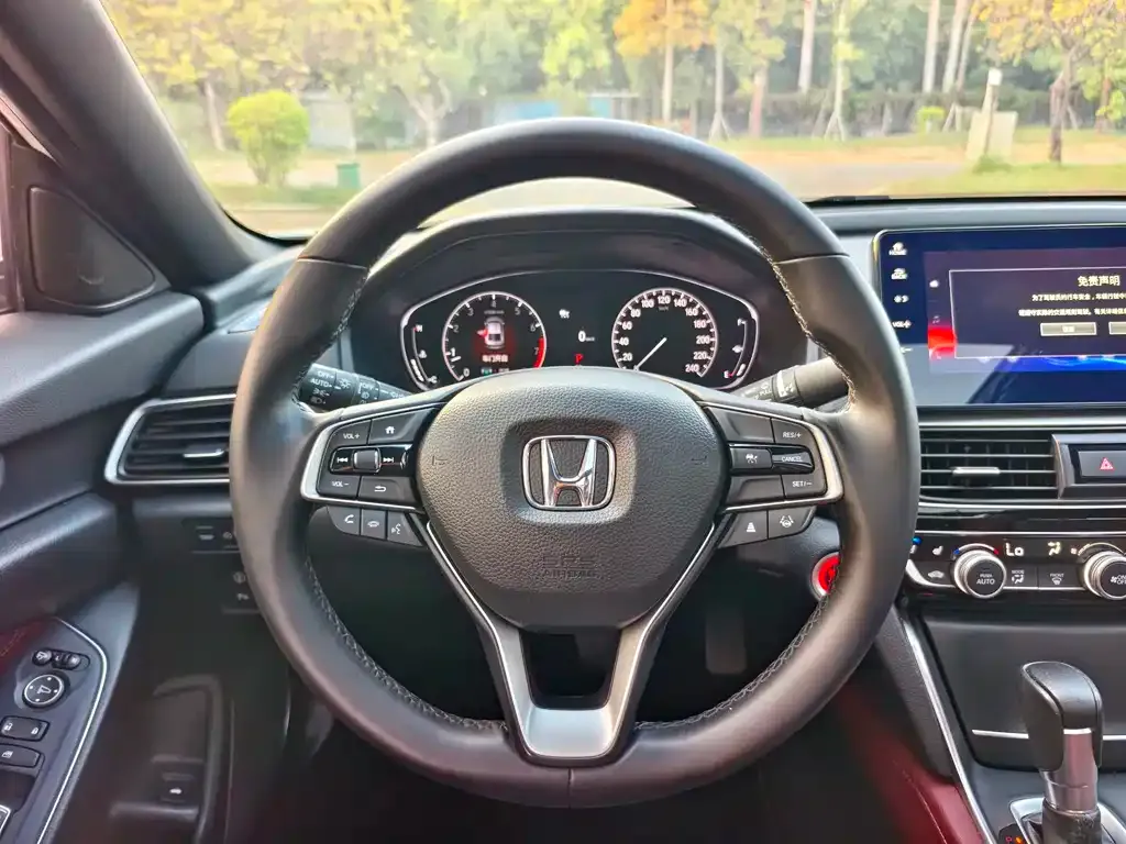 Honda Inspire — фото 2