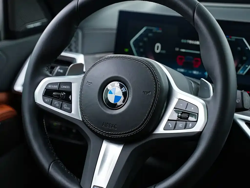 BMW X7 — фото 2