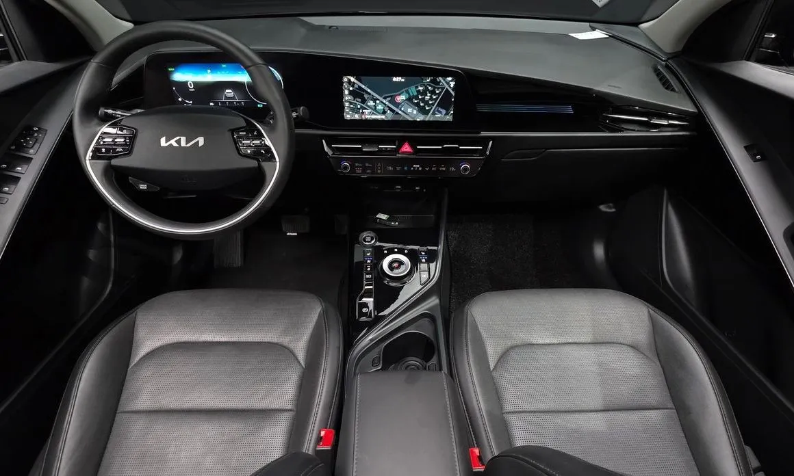 Kia Niro — фото 8