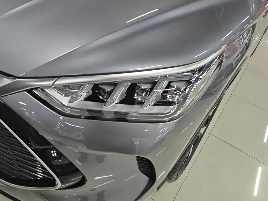BYD PLUS New Energy — фото 9