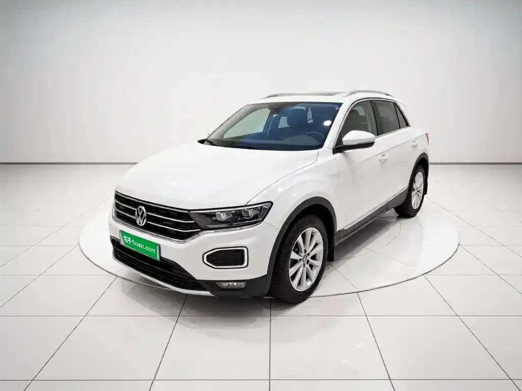 Volkswagen T-Roc — фото 1