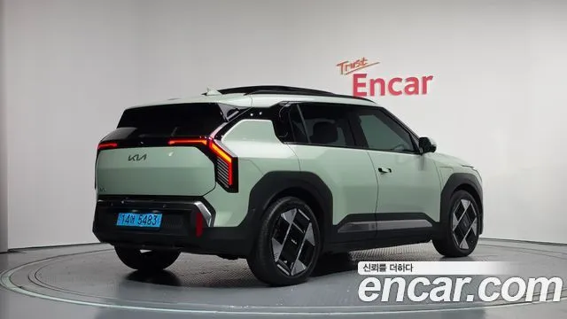Kia EV3 — фото 3