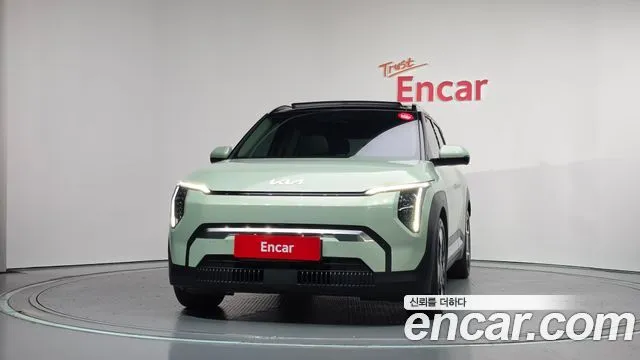 Kia EV3 — фото 10